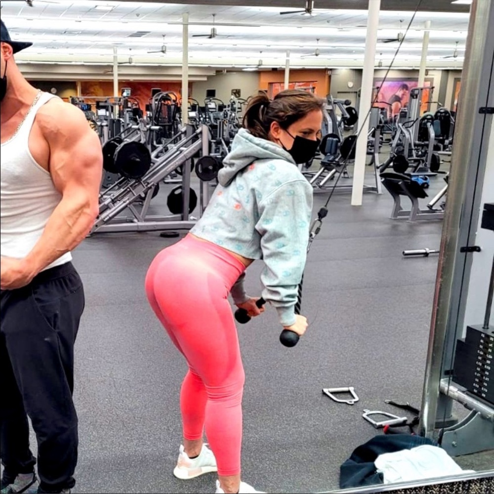 NVGTN Lightly worn size M leggings